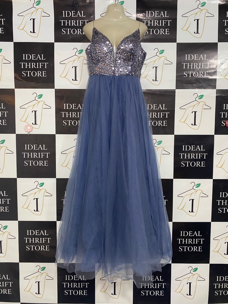 VERA MONT |L| BUST 20| C9| DUSTY BLUE SEQUIN BODICE TULLY MAXI DRESS