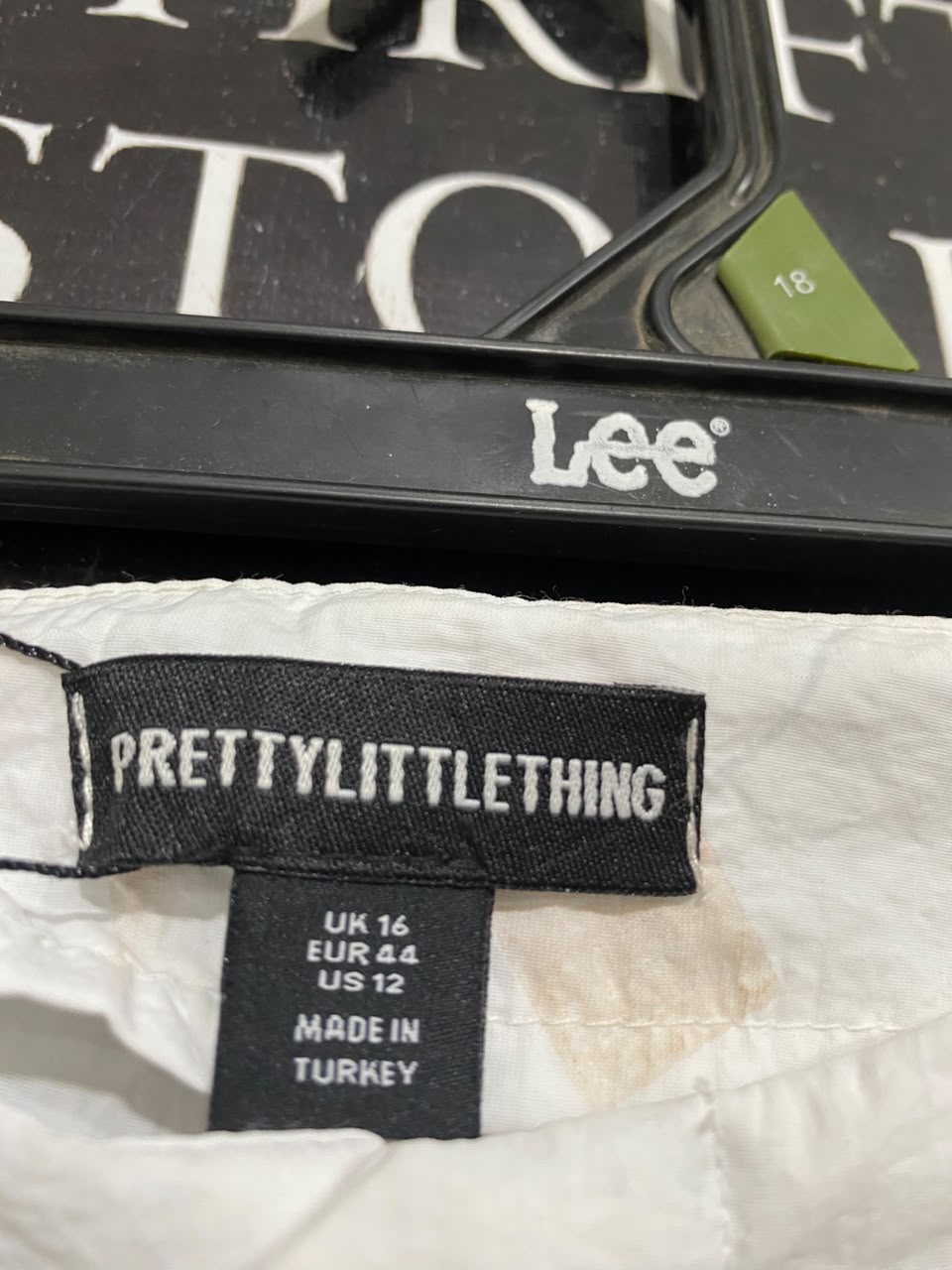 PRETTYLITTLE THING |XL| WAIST 36| A20| WOMEN'S WHITE PARACHUTE CARGO PANTS RELAXED FIT UTILITY TROUSERS