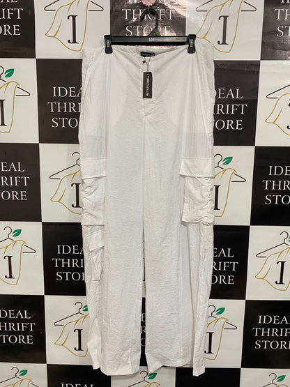 PRETTYLITTLE THING |XL| WAIST 36| A20| WOMEN'S WHITE PARACHUTE CARGO PANTS RELAXED FIT UTILITY TROUSERS
