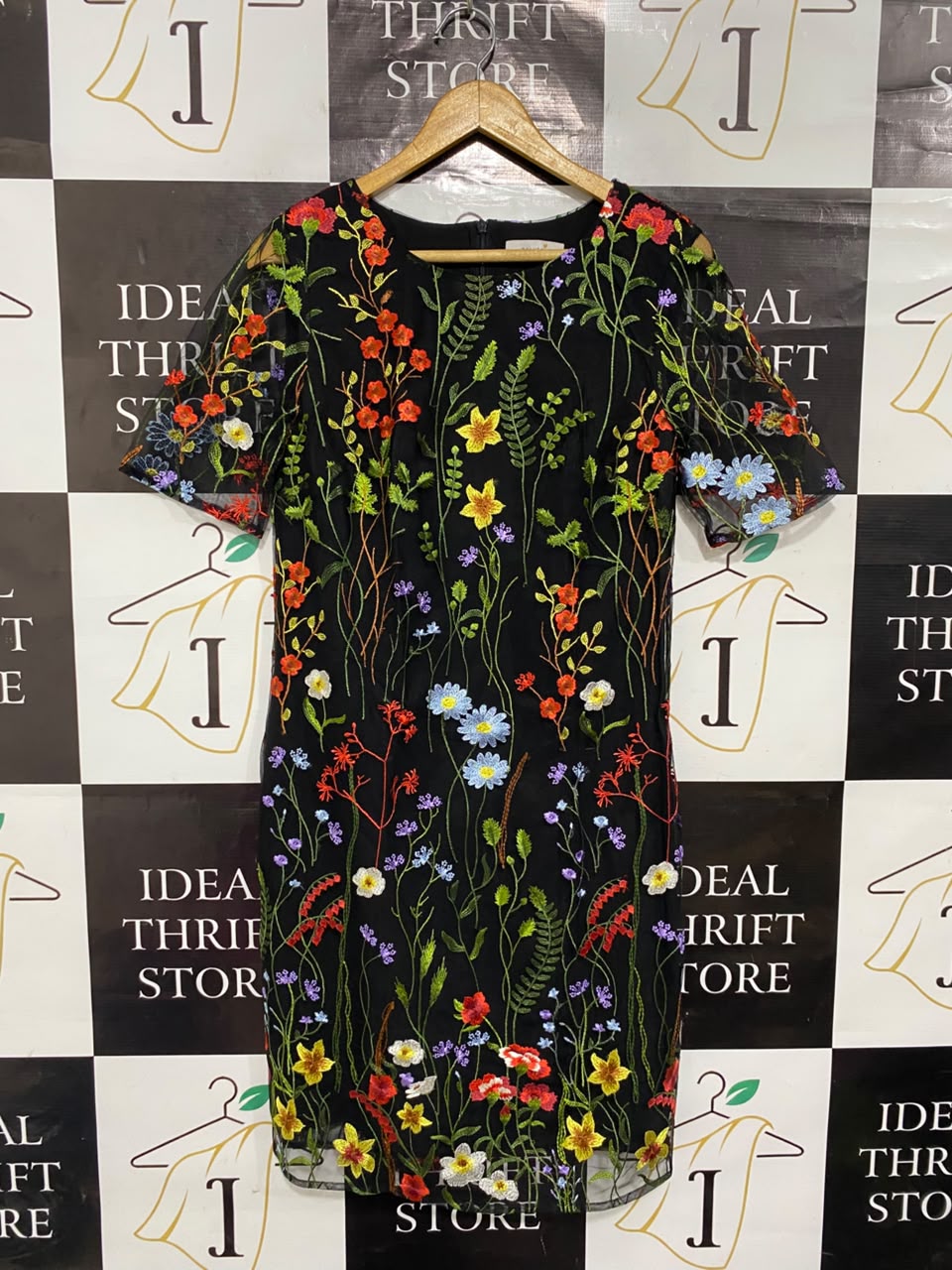M&S |M| BUST 17| A22| BLACK MESH SHORT SLEEVE SHEATH DRESS WITH MULTICOLOR FLORAL EMBROIDERY AND VIBRANT BOTANICAL ACCENTS
