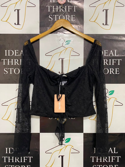 THATSSOFETCH |M| BUST 17| A21| THAT'S SO FETCH BLACK LACE LONG SLEEVE CROP TOP WITH FRONT TIE AND SQUARE