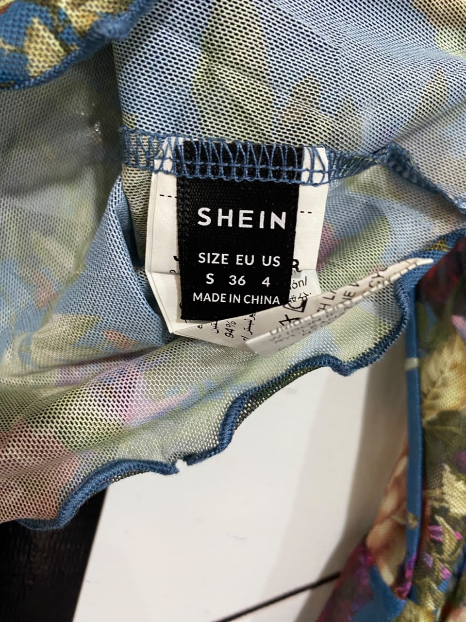 SHEIN |S| BUST 15| A21| BLUE FLORAL MESH CROP TOP V-NECK BELL SLEEVE SHEER BOHO SHIRT VINTAGE VIBE