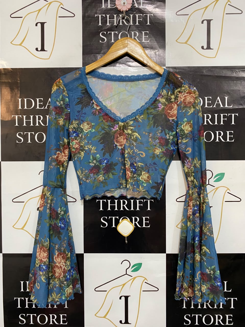 SHEIN |S| BUST 15| A21| BLUE FLORAL MESH CROP TOP V-NECK BELL SLEEVE SHEER BOHO SHIRT VINTAGE VIBE