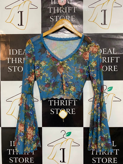 SHEIN |S| BUST 15| A21| BLUE FLORAL MESH CROP TOP V-NECK BELL SLEEVE SHEER BOHO SHIRT VINTAGE VIBE