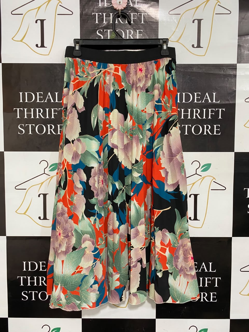 GEORGE |M| WAIST 28| A22| VIBRANT FLORAL PRINT MAXI SKIRT | BOLD RED AND MULTI-COLOR PLEATED LONG SKIRT