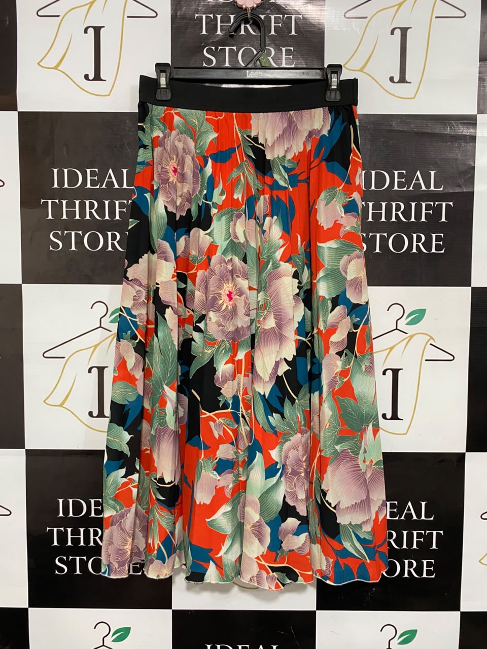 GEORGE |M| WAIST 28| A22| VIBRANT FLORAL PRINT MAXI SKIRT | BOLD RED AND MULTI-COLOR PLEATED LONG SKIRT
