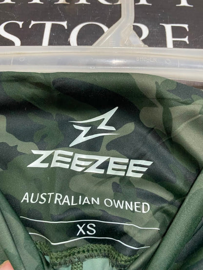 ZEE ZEE |XS| WAIST 20| A22| OLIVE GREEN CAMO ATHLETIC LEGGINGS | HIGH-WAISTED POCKET WORKOUT TIGHTS