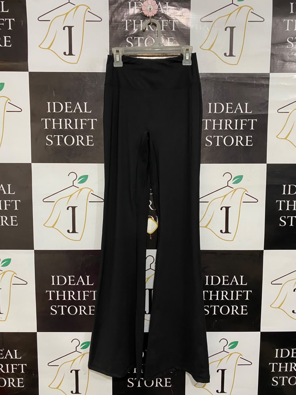 |XS| WAIST 22| A22| BLACK HIGH-WAISTED FLARE YOGA PANTS | STRETCHY ATHLETIC BOOTCUT TROUSERS