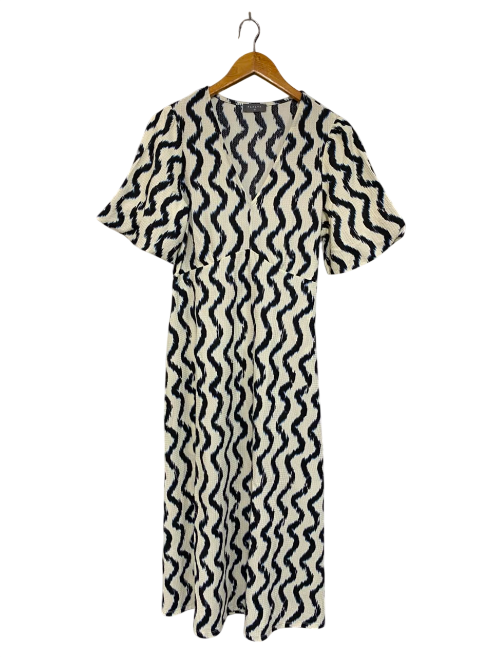 PAPAYA |M| BUST 18| A23| BLACK & CREAM WAVY PRINT MIDI DRESS