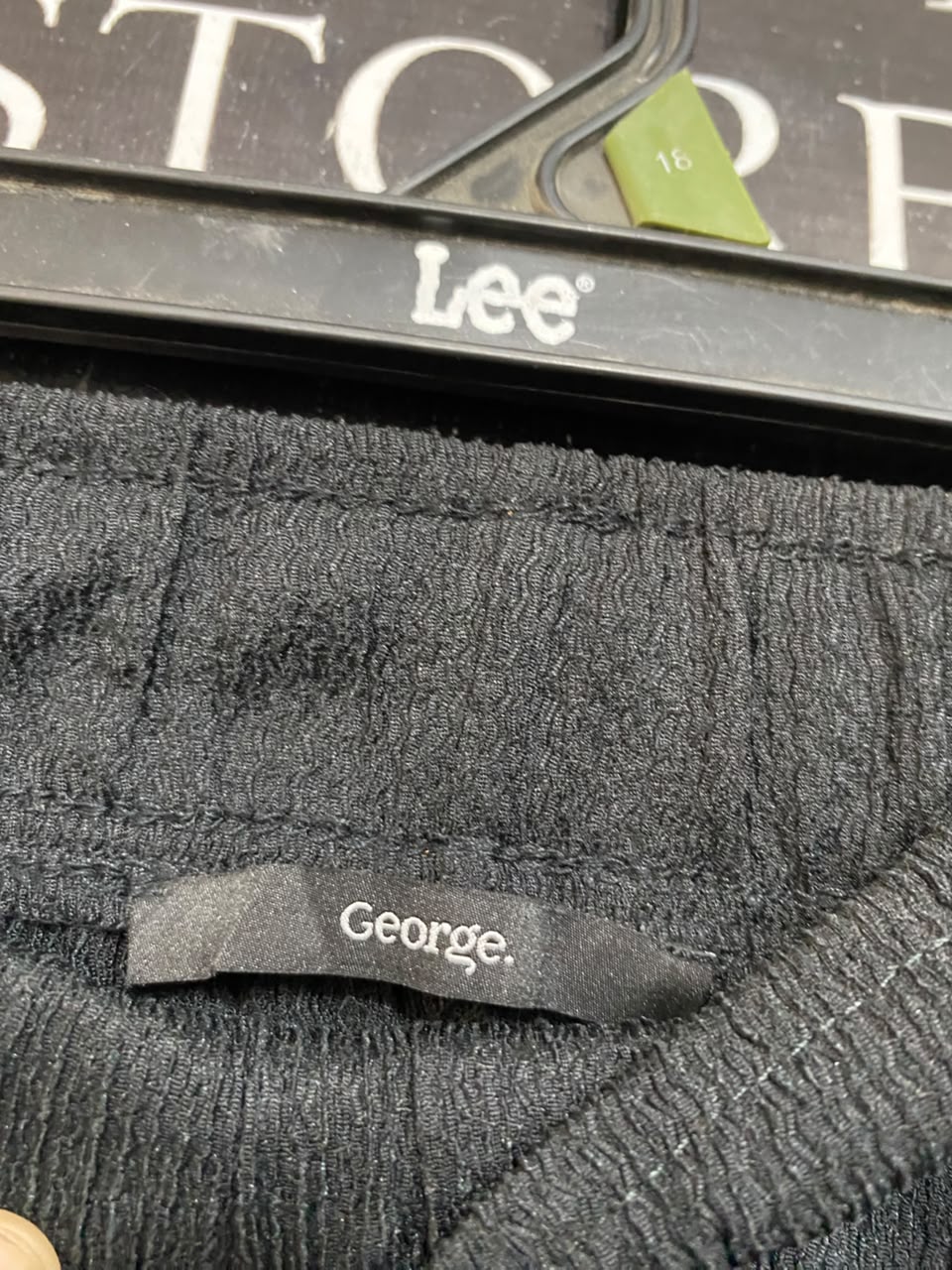 GEORGE |L| WAIST 30| A23| BLACK TEXTURED DRAWSTRING BERMUDA SHORTS