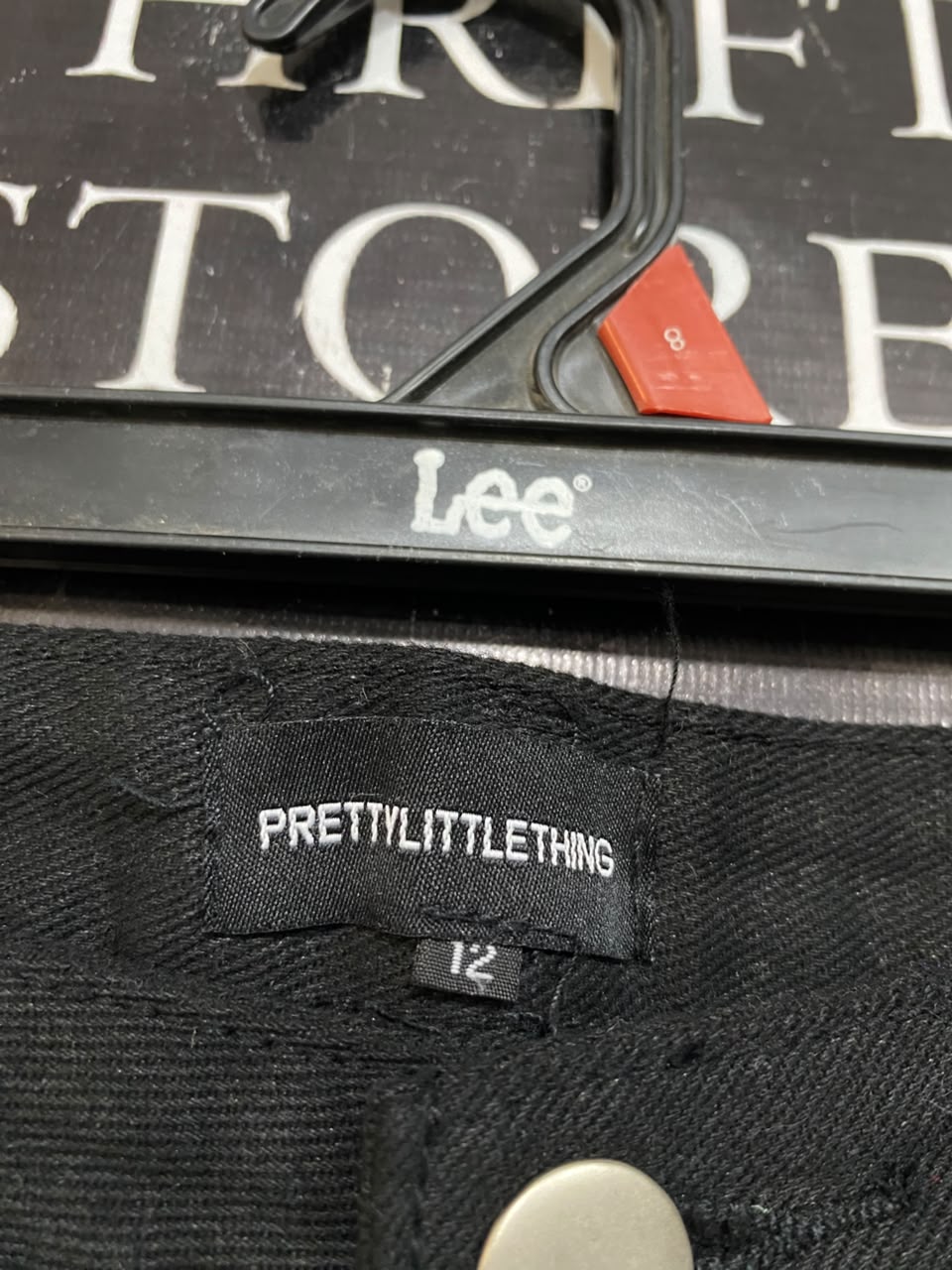 PRETTYLITTLE THING |XL| WAIST 33| A23| BLACK STRAIGHT-LEG DENIM JEANS