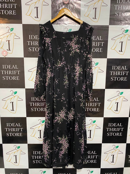 SHEIN |XL| BUST 20| A23| BLACK FLORAL PRINT TIERED MIDI DRESS