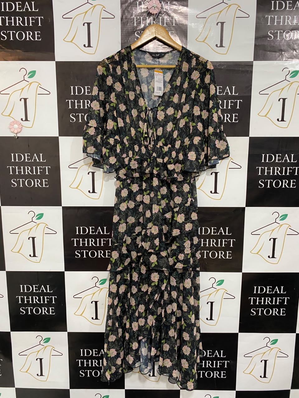 F&F |M| BUST 17| A23| BLACK AND PINK FLORAL V-NECK RUFFLE TIERED MIDI DRESS