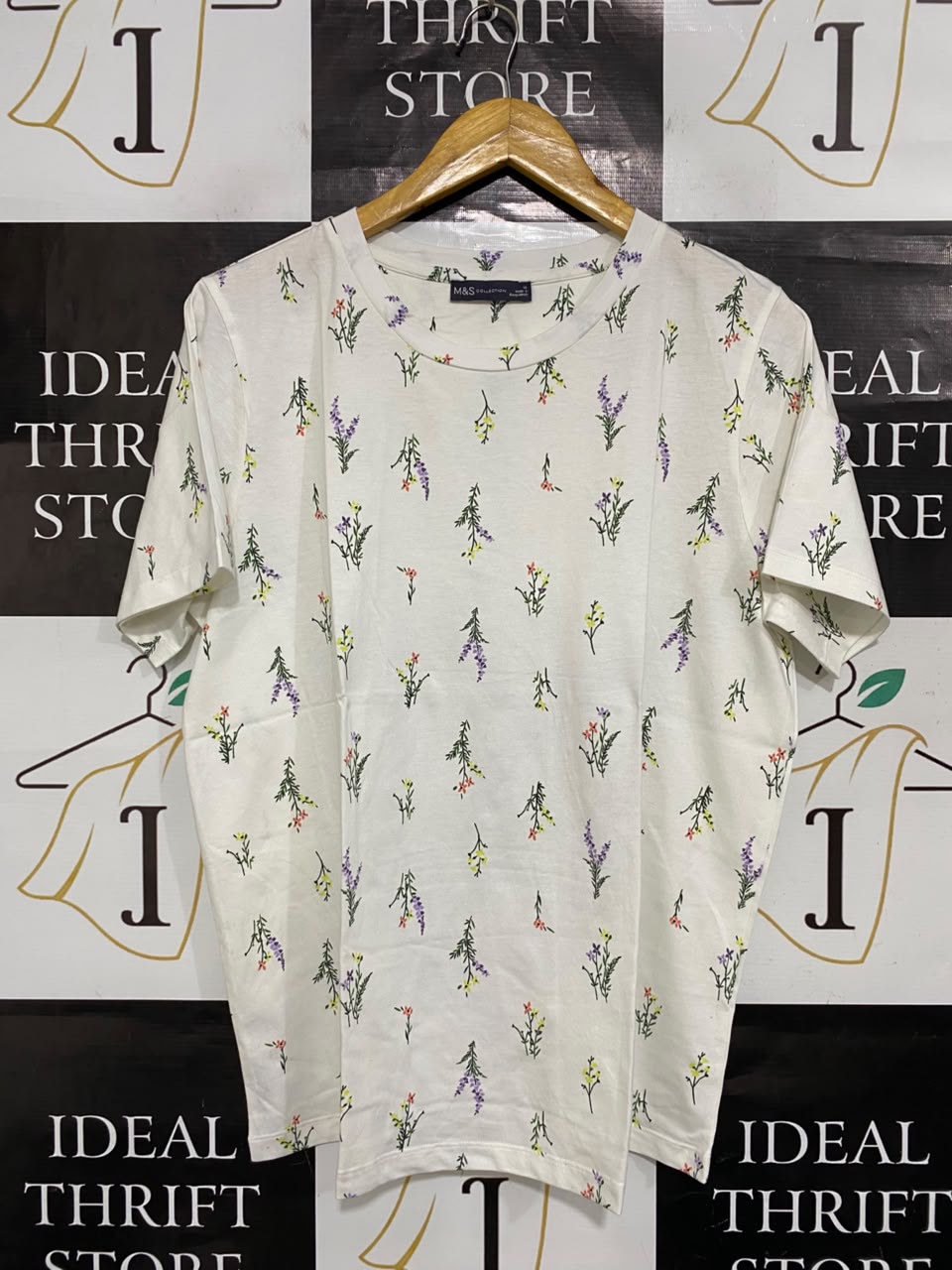 M&S |L| BUST 21| A22| WHITE MULTI-COLOR WILDFLOWER PRINT CREW NECK T-SHIRT | CASUAL SHORT-SLEEVE TOP