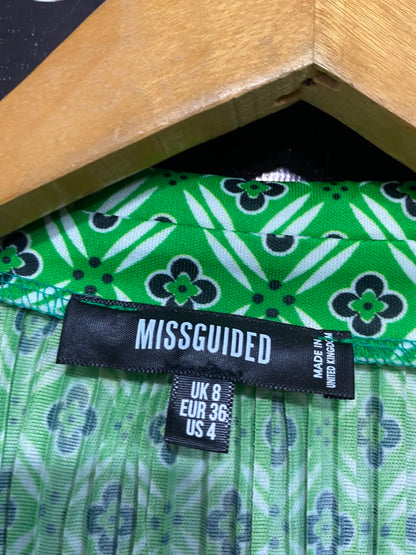 MISSGUIDED |S| BUST 17| A22| GREEN GEOMETRIC PRINT RUFFLED LONG-SLEEVE SHIRT | BUTTON-DOWN PEPLUM TOP