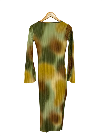 BOOHOO |S| BUST 15| A24| GREEN, YELLOW, AND BROWN ABSTRACT TIE-DYE PLEATED LONG-SLEEVE MIDI DRESS | VINTAGE-INSPIRED BODYCON DRESS