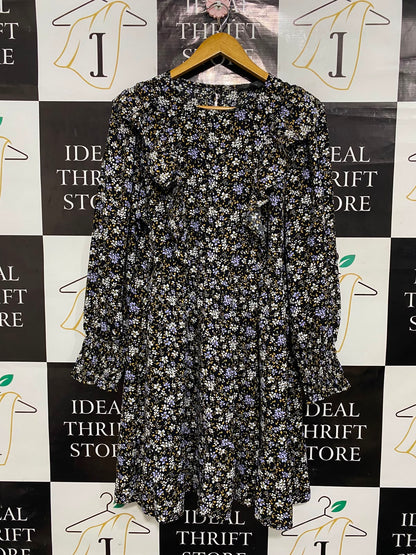 PRIMARK |L| BUST 20| A24| BLACK AND WHITE FLORAL PRINT RUFFLE MINI DRESS | LONG-SLEEVE SMOCKED CUFF DRESS