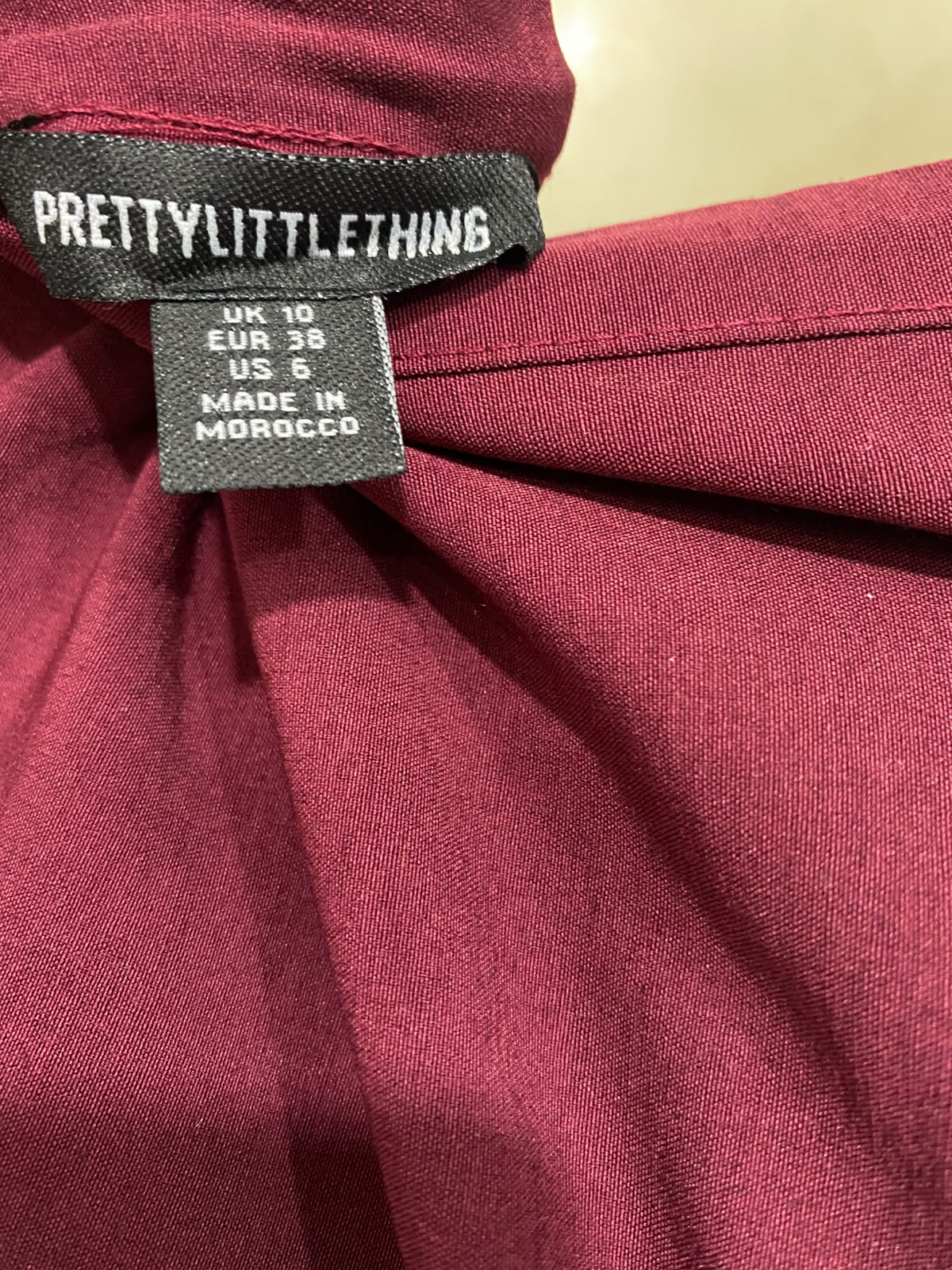PRETTYLITTLE THING |S| BUST 15| A24| BURGUNDY STRAPLESS CONTRAST STITCHING TUBE MAXI DRESS | ELEGANT SLIM-FIT BODYCON GOWN