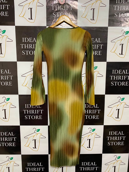 BOOHOO |S| BUST 15| A24| GREEN, YELLOW, AND BROWN ABSTRACT TIE-DYE PLEATED LONG-SLEEVE MIDI DRESS | VINTAGE-INSPIRED BODYCON DRESS