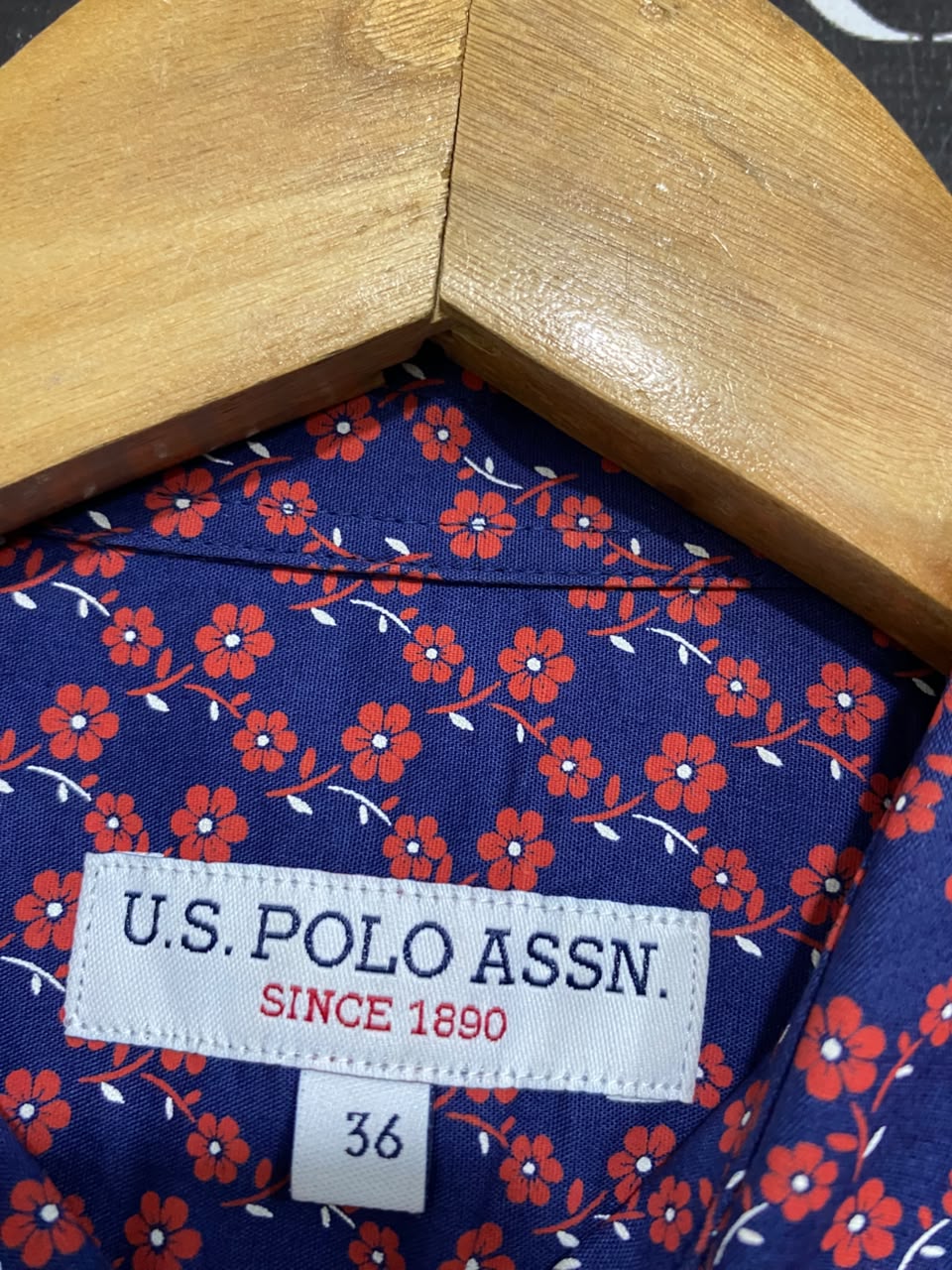 U S POLO ASSN |L| BUST 18| A24| NAVY BLUE AND RED FLORAL PRINT LONG-SLEEVE BUTTON-UP SHIRT | CLASSIC TAILORED BLOUSE