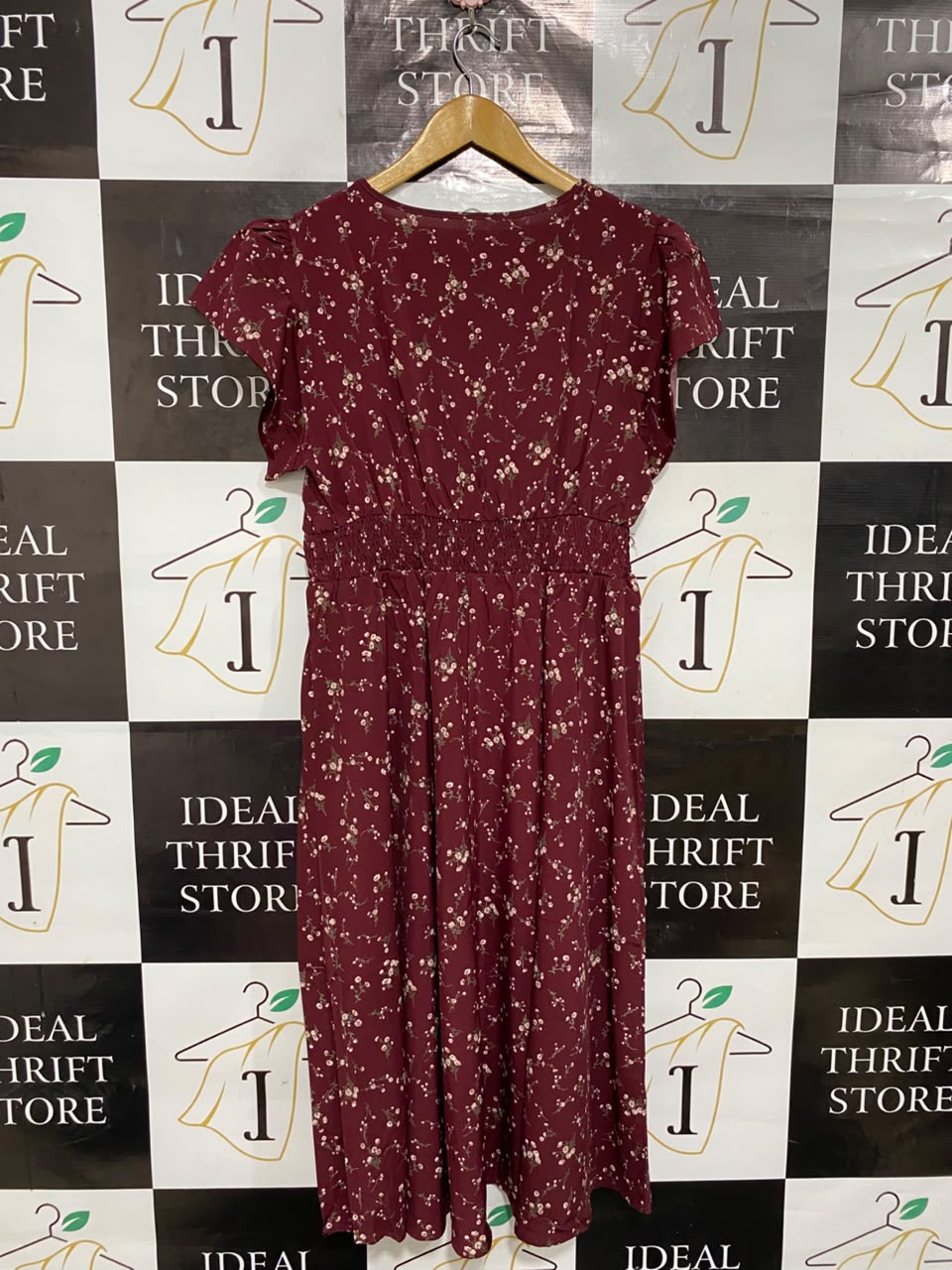 |XL| BUST 18| A24| BURGUNDY AND WHITE FLORAL PRINT V-NECK RUFFLE-SLEEVE MIDI DRESS | ROMANTIC SMOCKED-WAIST SUMMER DRESS