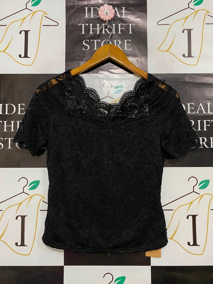 SHEIN |S| BUST 15| A24| CLASSIC BLACK FLORAL LACE SHORT-SLEEVE SCALLOPED NECK BLOUSE | ELEGANT SHEER-ACCENTED TOP