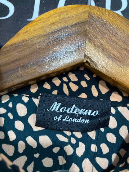 MODERNO |L| BUST 20| A24| BLACK AND PEACH ABSTRACT ANIMAL PRINT LONG-SLEEVE BUTTON-UP SHIRT | BOLD UTILITY BLOUSE