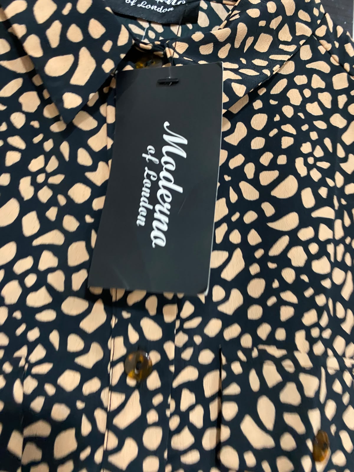 MODERNO |L| BUST 20| A24| BLACK AND PEACH ABSTRACT ANIMAL PRINT LONG-SLEEVE BUTTON-UP SHIRT | BOLD UTILITY BLOUSE