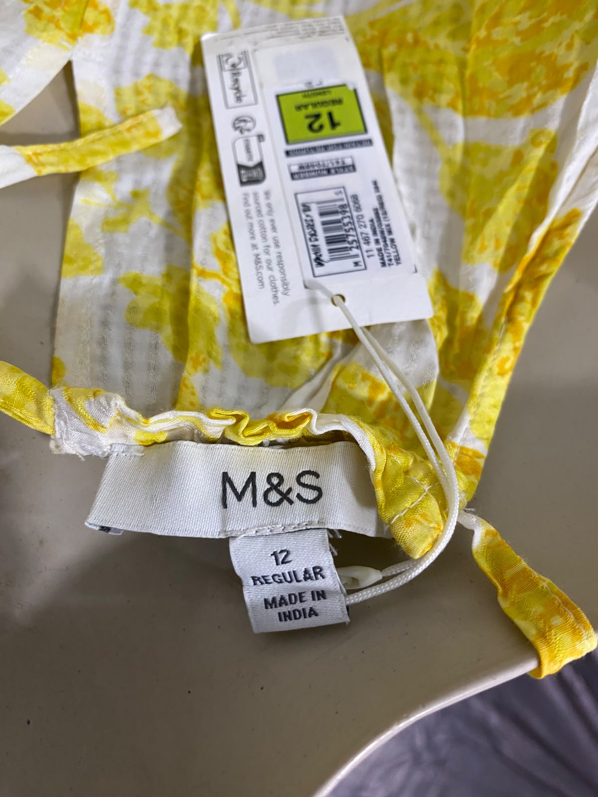 M&S |M| BUST 21| A23| SUNNY YELLOW AND WHITE FLORAL HALTER NECK PEPLUM TOP | SUNKISSED SLEEVELESS SUMMER BLOUSE