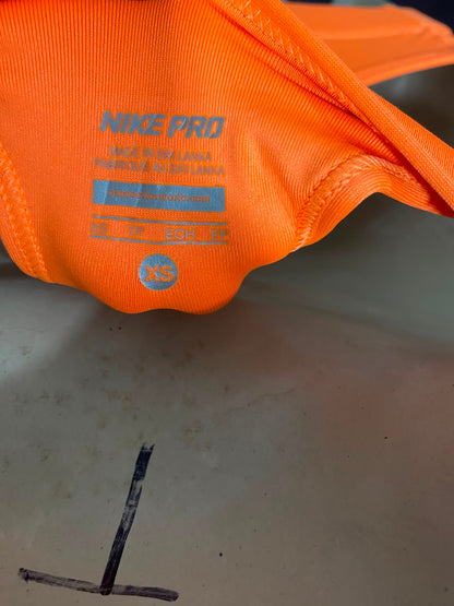 NIKE PRO |XS| BUST 14| A23| VIBRANT NEON ORANGE ATHLETIC SPORTS BRA | PERFORMANCE RACERBACK WORKOUT CROP TOP