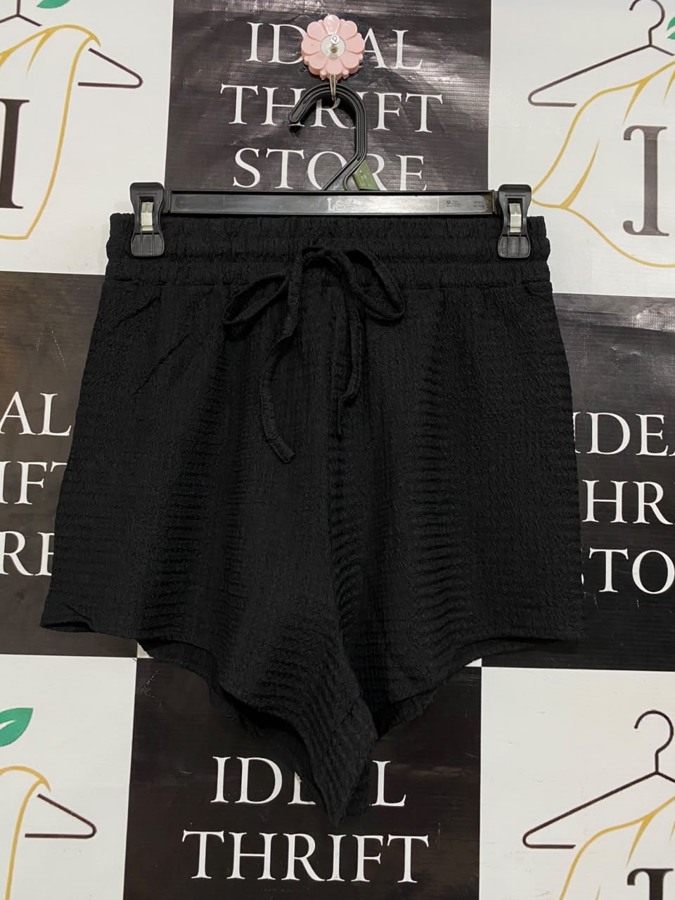 MISSGUIDED |S| WAIST 26| A23| CLASSIC BLACK TEXTURED DRAWSTRING CASUAL LOUNGE SHORTS | COMFORTABLE HIGH-WAIST BEACH SHORTS