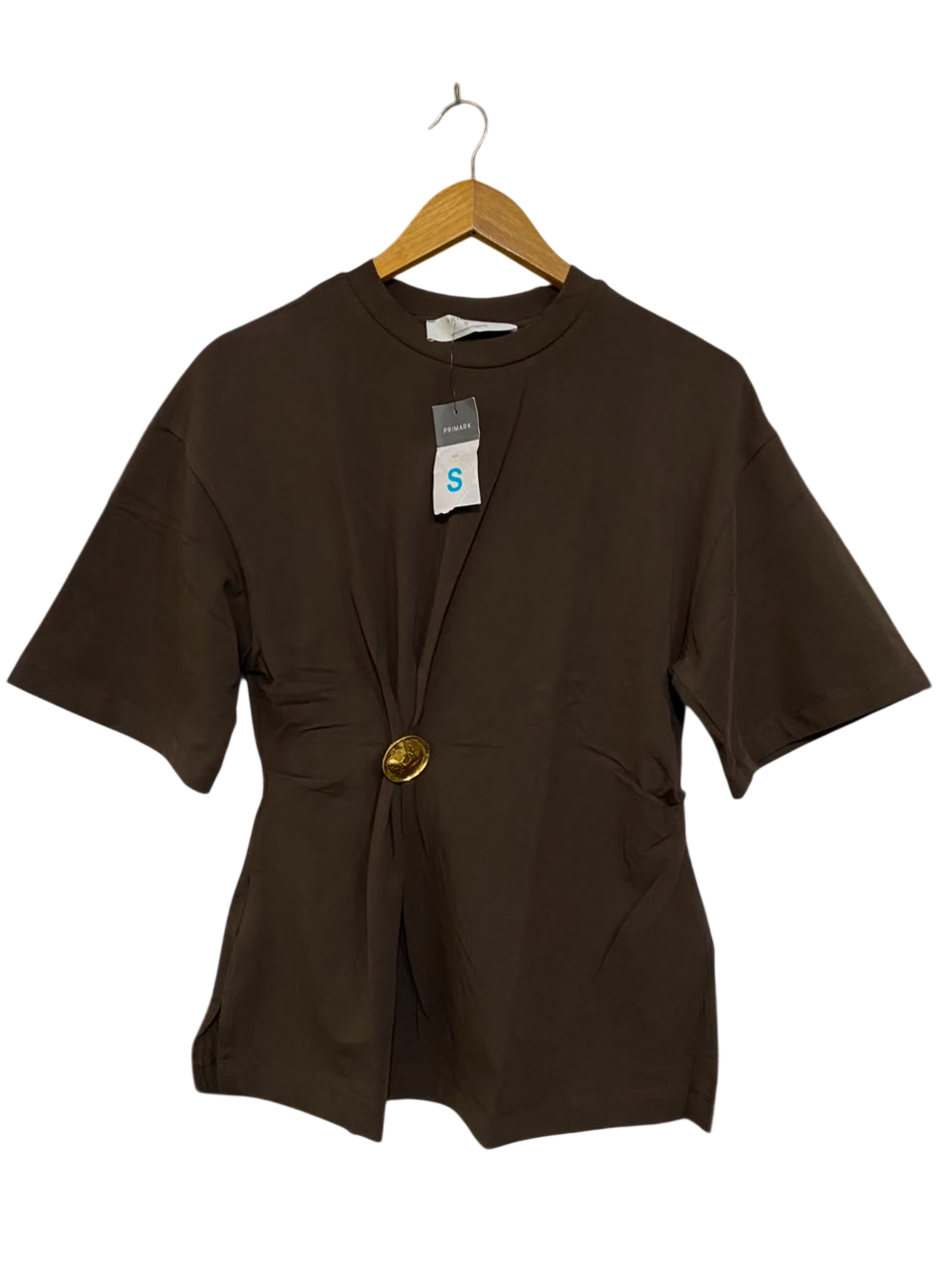 PRIMARK |S| BUST 17| A24| BROWN OVERSIZED T-SHIRT WITH GOLD-TONE WAIST RING ACCENT