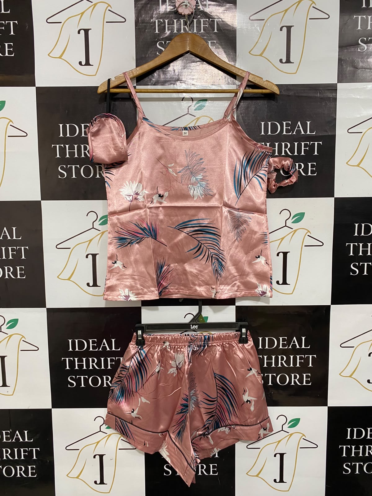 |M| A25| LUXURIOUS PINK TROPICAL SATIN PAJAMA SET WITH MATCHING ACCESSORIES