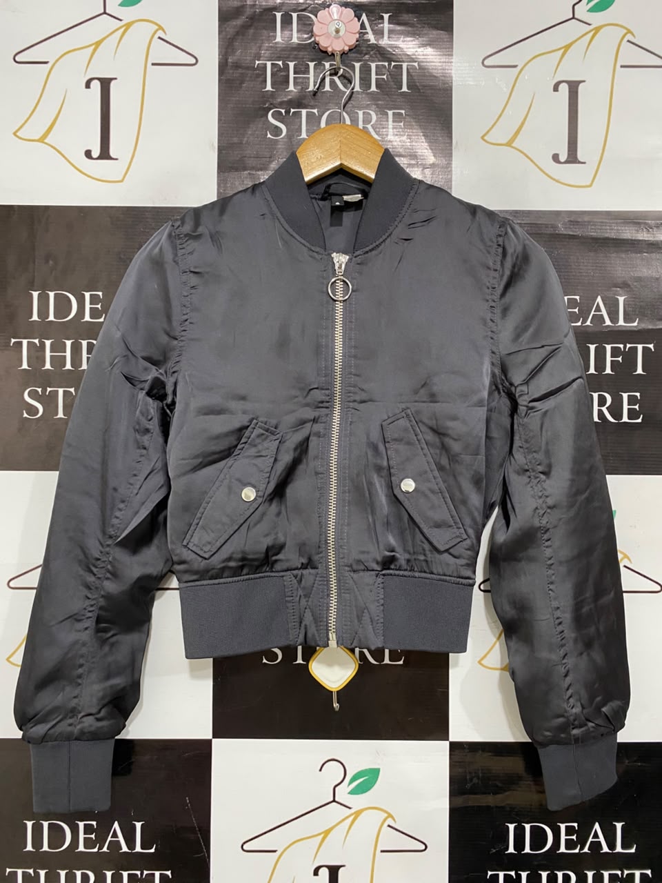 H&M |S| BUST 17| B36| CHIC CHARCOAL BLACK CROPPED SATIN BOMBER JACKET