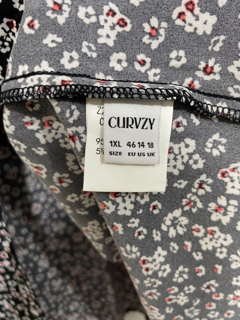 CURVZY |XL| WAIST 32| A24| BLACK DITSY FLORAL MIDI SKIRT WITH FRONT BUTTONS