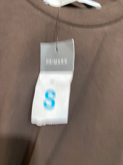 PRIMARK |S| BUST 17| A24| BROWN OVERSIZED T-SHIRT WITH GOLD-TONE WAIST RING ACCENT