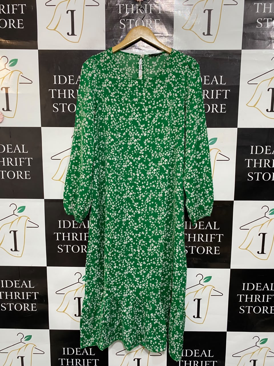SHEIN |M| BUST 19| A24| EMERALD GREEN WHITE FLORAL PRINT LONG-SLEEVE MIDI DRESS