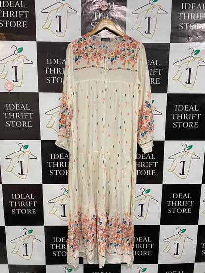 SAYGI |L| BUST 19| A24| CREAM AND CORAL FLORAL BOHEMIAN TIERED MAXI DRESS