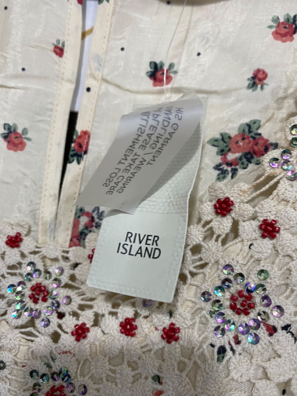 RIVER ISLAND |L| BUST FREE| A26| CREAM RED FLORAL LACE TRIM TIE WAIST PONCHO TOP