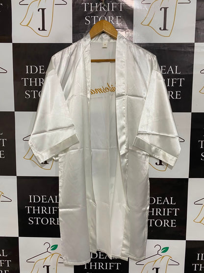 |M| BUST 21| A25| WHITE SATIN BRIDESMAID ROBE KIMONO SLEEVE LOUNGEWEAR