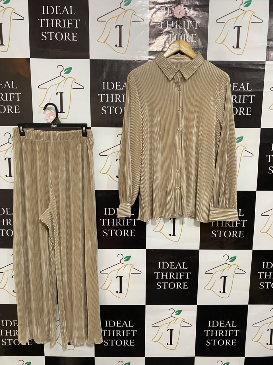 SHEIN |L| A25| CHAMPAGNE GOLD PLEATED BUTTON-DOWN SHIRT AND WIDE-LEG PANTS LOUNGEWEAR SET