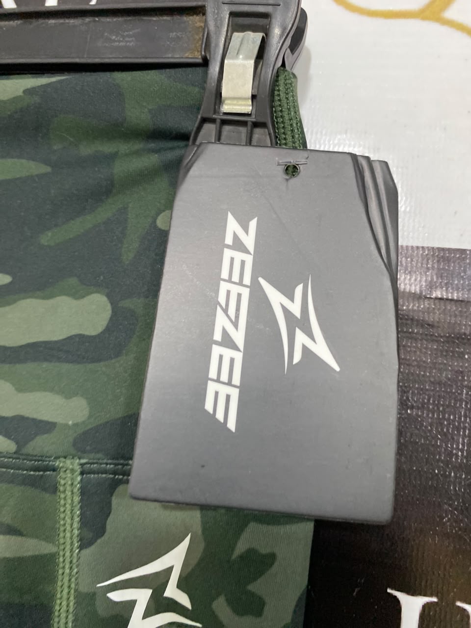 ZEE ZEE |XS| WAIST 23| A25| GREEN CAMOUFLAGE HIGH-WAIST ATHLETIC ACTIVEWEAR LEGGINGS WITH POCKETS