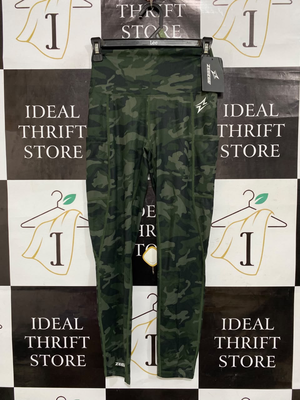 ZEE ZEE |XS| WAIST 23| A25| GREEN CAMOUFLAGE HIGH-WAIST ATHLETIC ACTIVEWEAR LEGGINGS WITH POCKETS