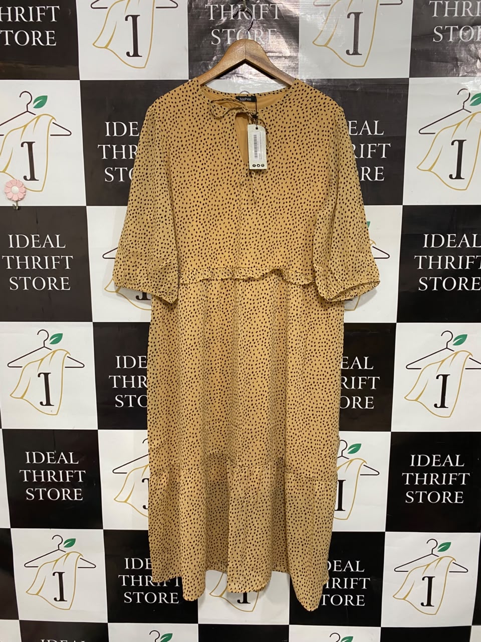 BOOHOO |M| BUST 23| A25| MUSTARD YELLOW SPOTTY TIE-NECK TIERED MIDI DRESS