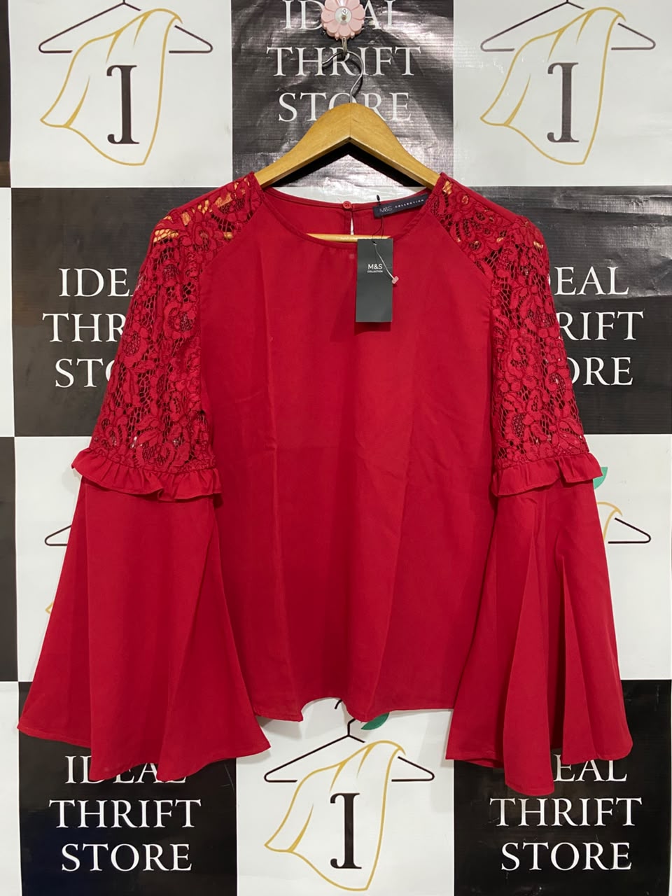 M&S |M| BUST 19| A25| VIBRANT RED LACE-DETAIL BELL SLEEVE BLOUSE