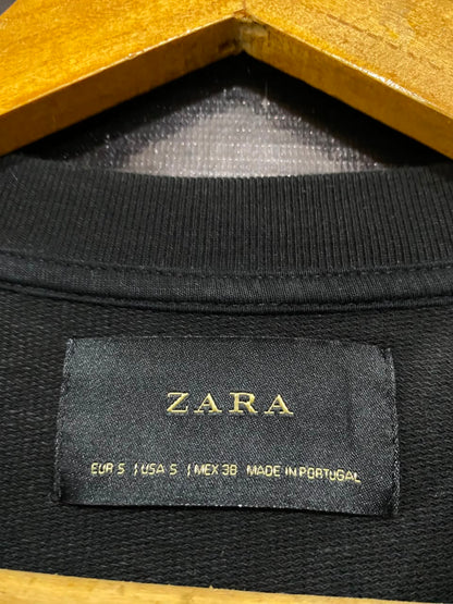 ZARA |S| BUST 20| A25| BLACK AND WHITE FLORAL PRINT CREWNECK SWEATSHIRT