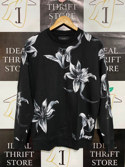 ZARA |S| BUST 20| A25| BLACK AND WHITE FLORAL PRINT CREWNECK SWEATSHIRT