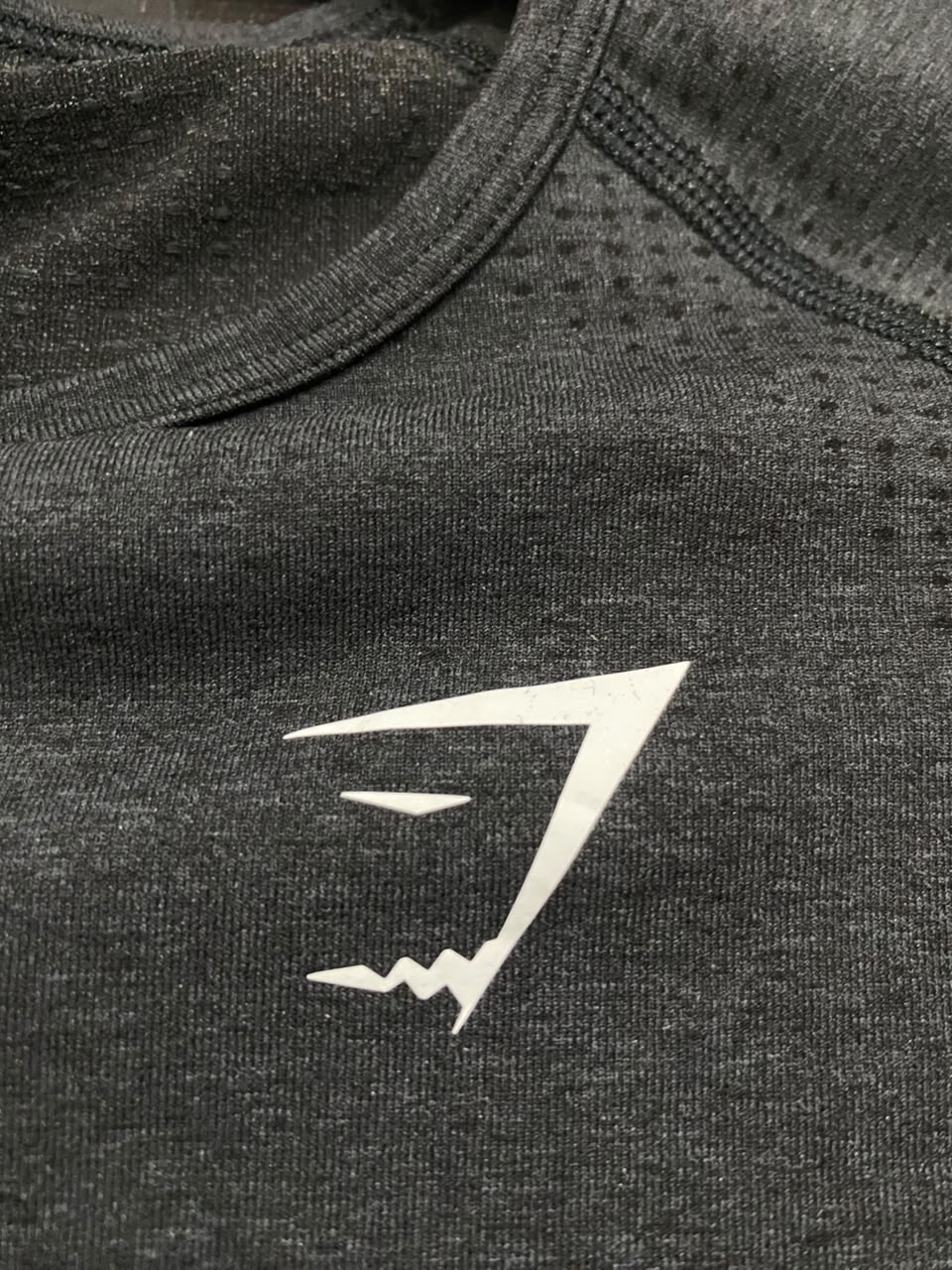 GYMSHARK | M| BUST 14| WOMEN'S VITAL SEAMLESS SHORT SLEEVE BLACK WORKOUT T-SHIRT - ATHLETIC GYM TOP