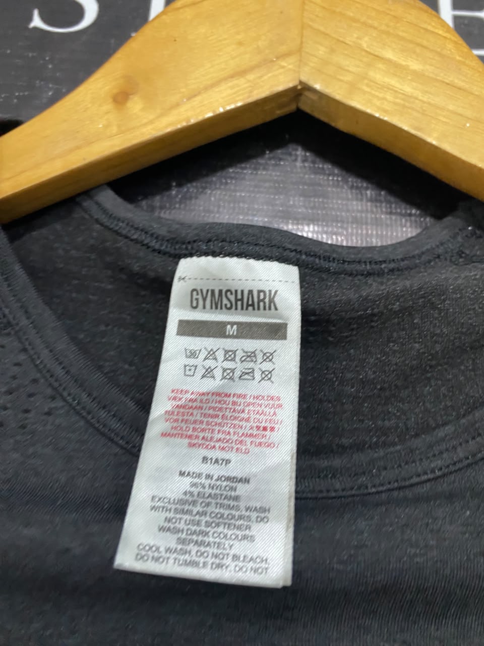 GYMSHARK | M| BUST 14| WOMEN'S VITAL SEAMLESS SHORT SLEEVE BLACK WORKOUT T-SHIRT - ATHLETIC GYM TOP
