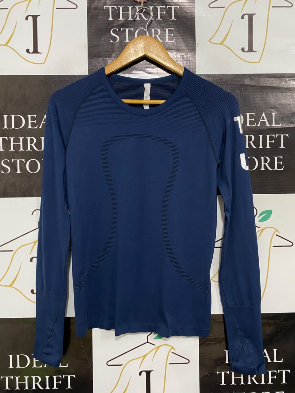 LULULEMON | S| BUST 15| WOMEN'S SWIFTLY TECH LONG SLEEVE NAVY BLUE WORKOUT SHIRT